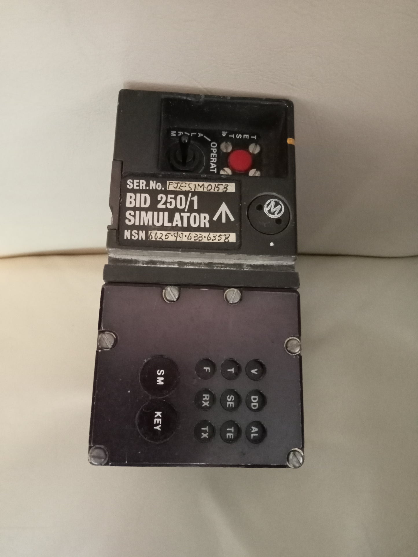 CLANSMAN RADIO DMU, BID 250 SIMULATOR, (THE BRICK), RARE